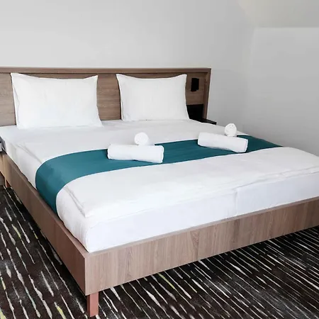 Avarka Guest house *