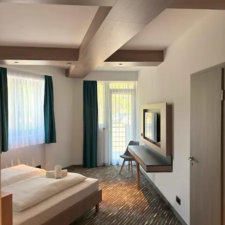 Avarka 3* Matrafured